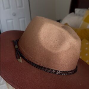 Stylish Two-Tone Fedora Hat